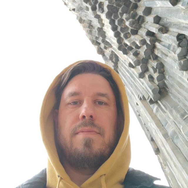 Дмитрий Мирошниченко